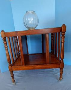 lot 32763 image: Vintage Magazine Rack Holder