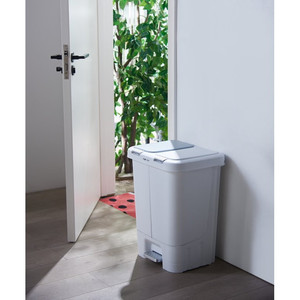 lot 3643 image: Step N�� Sort 11 gal 2 Compartment Trash & Recycling Bin Kitchen Garbage Can White
