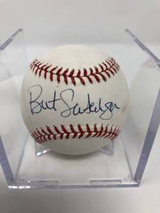 lot 15 image: Signed Bret Saberhagen Official Major League Baseball Kansas City Royals with Field of Dreams Certificate of Authenticity