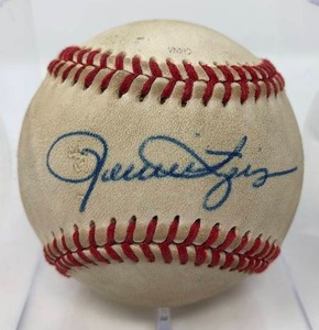 lot 16 image: Signed Rollie Fingers Baseball With MLB Major League Baseball Hologram Certificate of Authenticity