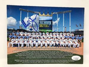 lot 65 image: Signed Ned Yost Kansas City Royals Team Photo 8x10 with James Spence Authentication