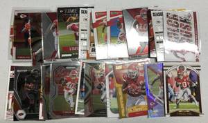 lot 165 image: Lot of 25 Kansas City Chiefs Tyreek Hill Football Cards - Prizm, Optic, Select - All Kansas City Chiefs Cards