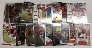 lot 169 image: Lot of 25 Kansas City Chiefs Tyreek Hill Football Cards - Prizm, Optic, Select - All Kansas City Chiefs Cards