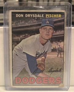 lot 265 image: 1967 Topps Don Drysdale Los Angeles Dodgers #55