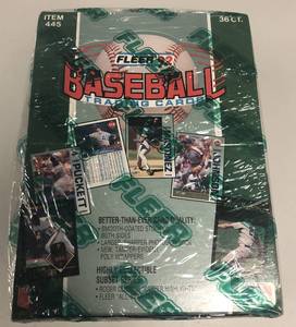 lot 276 image: 1992 Fleer 36 Pack Baseball Trading Card Factory Sealed Box