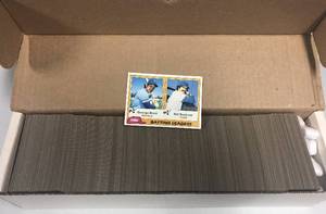 lot 285 image: Complete 1981 Topps 792 Baseball Card Set - Rookies of Tim Raines, Harold Baines, Fernando Valenzuela, and more