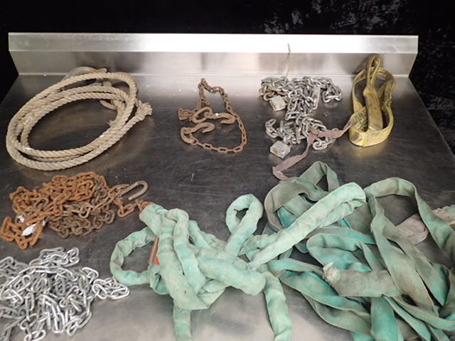 lot 234 image: Lot of Straps and Chains
