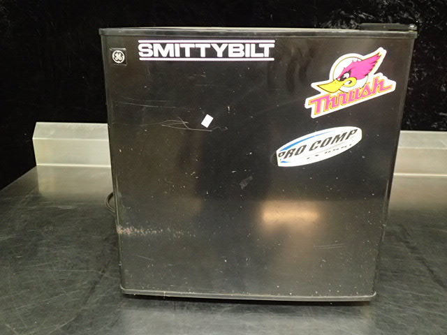 lot 268 image: GE Mini Refrigerator