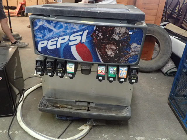 lot 269 image: 8-Head Soda Machine with Integrated Ice Bin