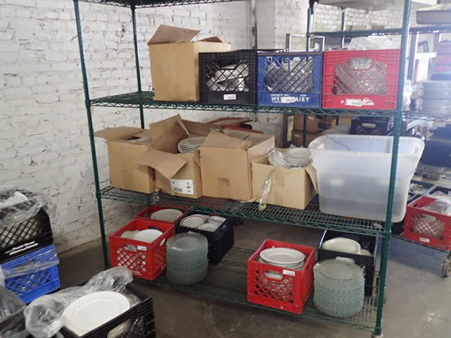 lot 279 image: Large Lot of Catering Plates and MORE