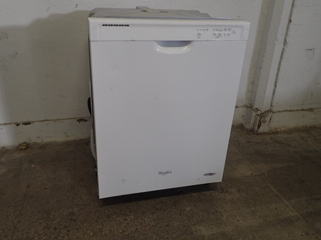 lot 100 image: Whirlpool Residential Dishwasher
