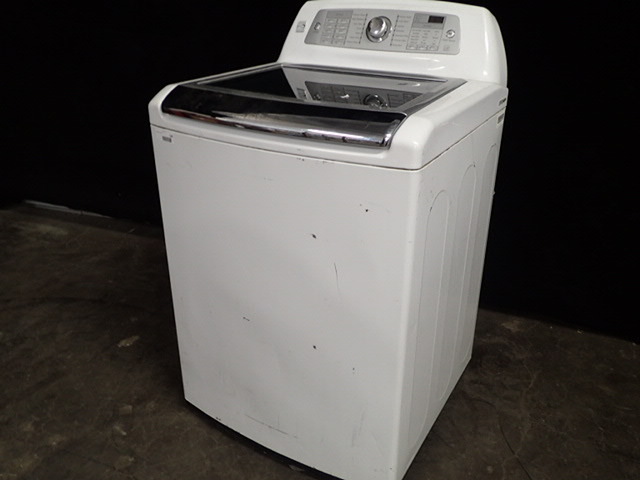 lot 120 image: Kenmore Elite Residential Washing Machine