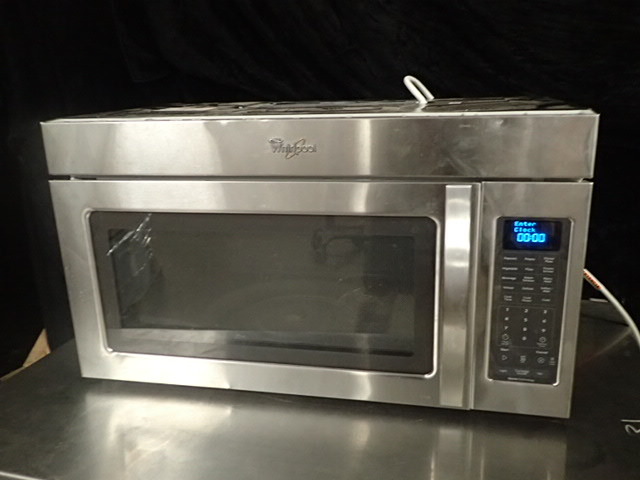 lot 126 image: Whirlpool Residential Microwave Oven w Exhaust