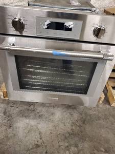 lot 6805 image: Thermador Wall Oven Model Number PO301W01(It Says No Good But Idk )