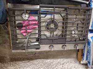 lot 6809 image: Decor Cook Top Model Number DDTG36P875NSDA