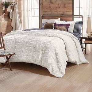 lot 67187 image: G.H. Bass Cable Knit Pinsonic Sherpa Comforter Set Retail$169.99