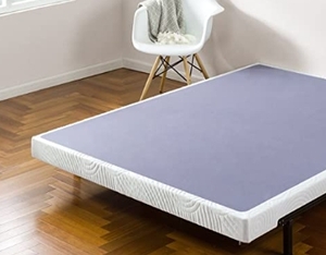 lot 50321 image: Zinus Walter 4 Inch Low Profile Metal Box Spring With Wood Slats, Full Box Dmg