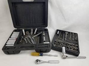 lot 4303 image: Craftsman Tool Set with Case