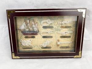 lot 4106 image: Nautical Decor Shadow Box w Sample Knots