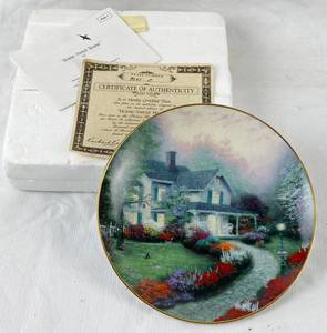 lot 4116 image: Thomas Kinkades Home is where the heart is Plate Knowles No. 9251C w Certificate and Original Packaging - Bradex No. 84 K41-159.1