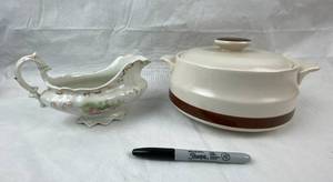 lot 4145 image: Lot of 2 Vintage Kitchen Items - GMEAKIN English Teapot - Woodhaven Collection Imported Stoneware - Oven, Table Dishwasher, Microwave Safe
