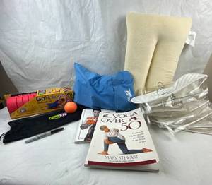 lot 4164 image: Fitness and Comfort Lot also, organize your shoes - Pillows are very clean - nonsmoking, pet free home