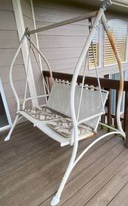 lot 4186 image: Metal Porch Swing with Canvas Seating and Cushions - This is big, please bring help to load