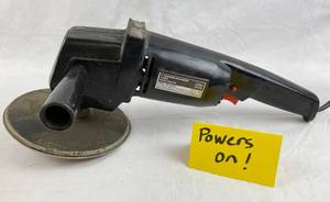 lot 4195 image: Electric Sander Polisher 7 2 Speed - Montgomery Ward - Powers on