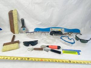 lot 4243 image: Safety Glasses - Brooms - Tools