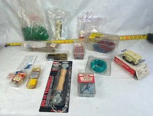 lot 4251 image: Big Assortment of Home Hardwares