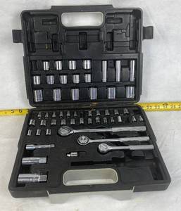 lot 4255 image: Socket Set in Case
