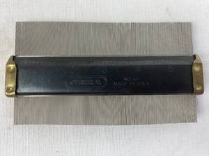 lot 4264 image: General Contour Gauge