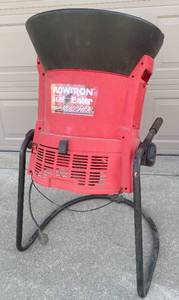 lot 4287 image: Flowtron Leaf-Eater  Mulcher with Stand and Manual