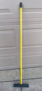 lot 4328 image: Pet Hair Removal Broom - Rubber Squeegee Tool - EP-103A01