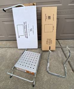 lot 4338 image: Little Giant Folding Ladder Accessories - Leg Leveler - Wall Stand Off - Platform