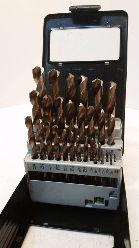 lot 5874 image: Drill Bit Set