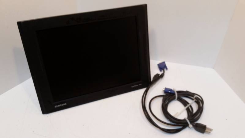 lot 5941 image: Samsung Syncmaster 151V
