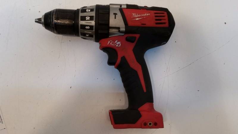 lot 5949 image: Milwaukee Drill
