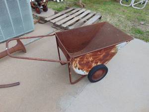 lot 1700 image: Vintage Metal lawn Cart