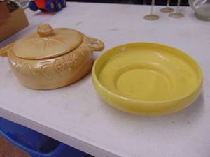 lot 1750 image: McCoy and Frankhoma Bowls,  Frankhoma lid is chipped