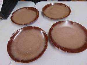 lot 1760 image: Frankhoma Dinner Plates