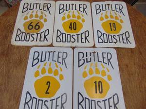lot 1765 image: Assorted Street Signs - Metal