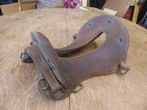 lot 1774 image: Mclellan Military Saddle