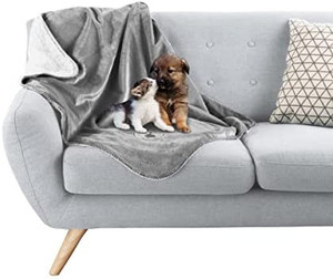 lot 10396 image: PETMAKER Waterproof Pet Blanket � Reversible Cream Throw Protects Couch, Car, Bed from Spills, Stains, or Fur � Dog and Cat Blankets (50x60)