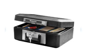 lot 12137 image: Sentrysafe 1160 - Sentrysafe Small Fire Resistant Chest with Key Lock 1160