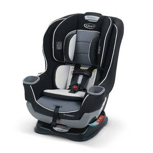 lot 12158 image: Graco - Extend2Fit Convertible Car Seat - Gotham