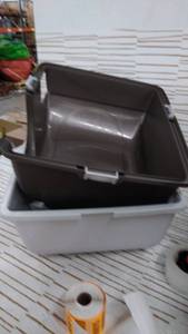 lot 60972 image: Hooded Cat Litter Box,Top Entry Cat Litter Box with Lid Enclosed Sifting Cat Litter Pan for 10lb Cats,Anti-Splashing and Easy Installation Grey, Small