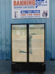 lot 4817 image: Master Bilt 2 Door Freezer