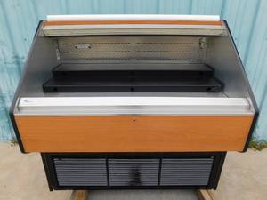 lot 4827 image: RPI Industries Open Face Display Cooler
