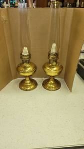 lot 1204 image: lot of 2 Vintage brass Aladdin oil lamps